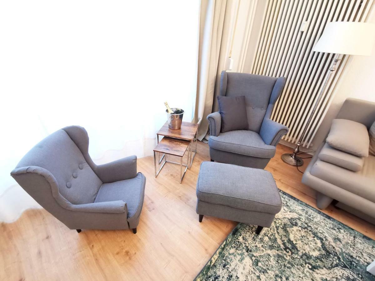 Kvh By Rockchair Apartments L Superhost Status L Boxspringbett Am Schloss Charlottenburg Welcomes You! Berlin Ngoại thất bức ảnh