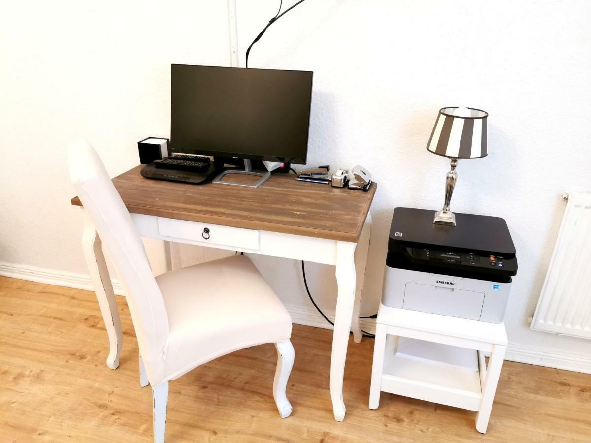 Kvh By Rockchair Apartments L Superhost Status L Boxspringbett Am Schloss Charlottenburg Welcomes You! Berlin Ngoại thất bức ảnh